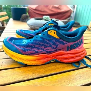 Hoka Speedgoat 5 Women’s 9